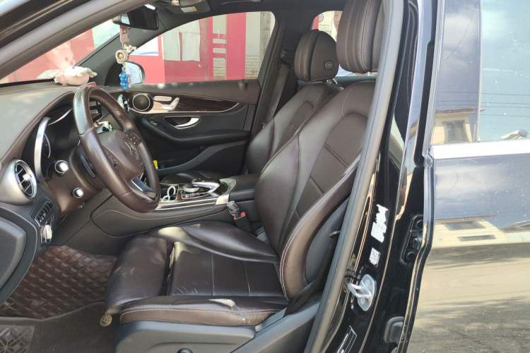 Used Mercedes-Benz GLC 2017 GLC 260 4MATIC Luxury Model Left Front Seat