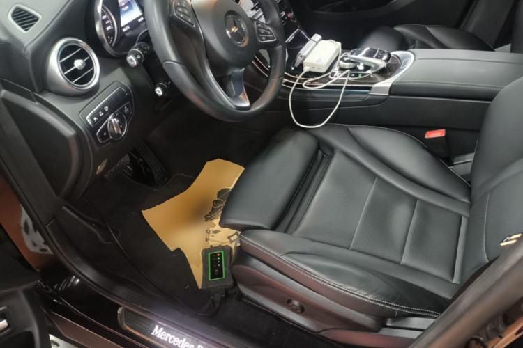 Used Mercedes-Benz GLC 2017 GLC 260 4MATIC Luxury Model Left Front Seat