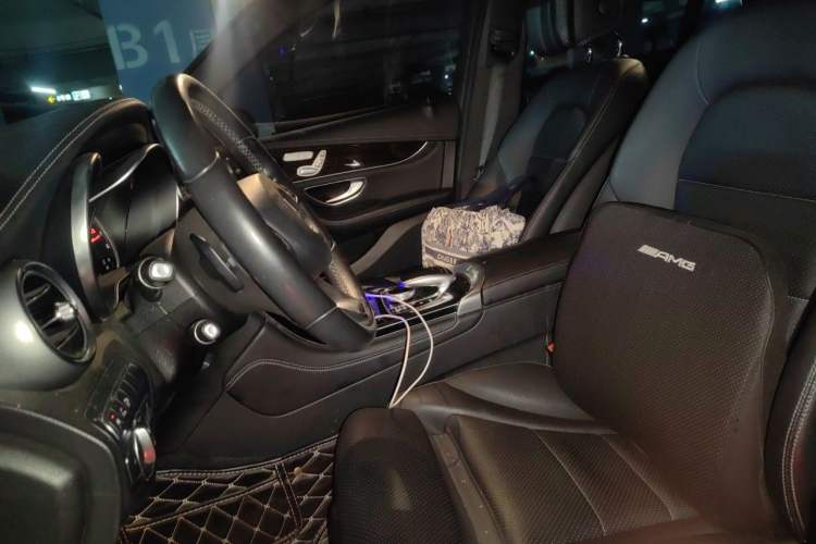 Used Mercedes-Benz GLC 2017 GLC 260 4MATIC Luxury Model Left Front Seat