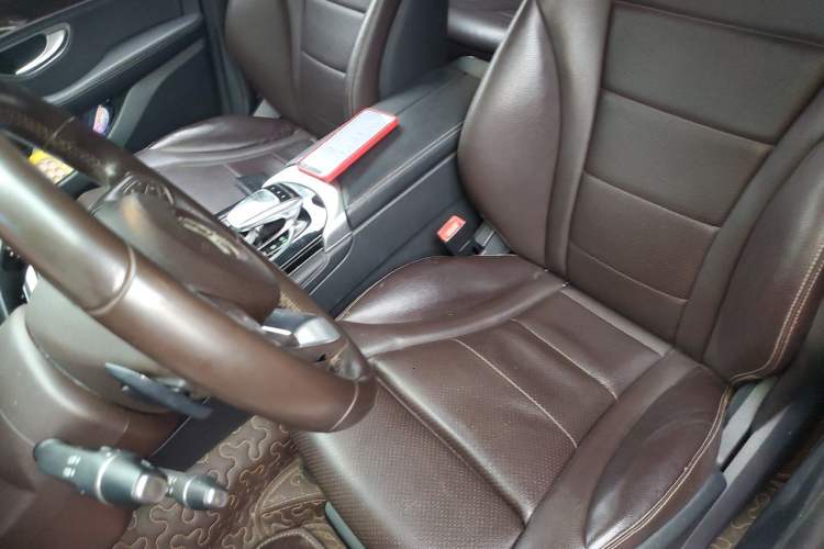 Used Mercedes-Benz GLC 2017 GLC 260 4MATIC Dynamic Edition Left Front Seat