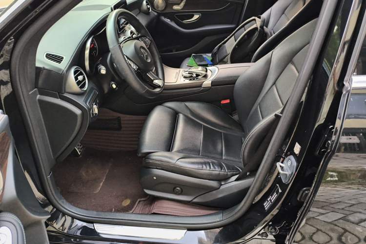 Used Mercedes-Benz GLC 2017 GLC 200 4MATIC Left Front Seat