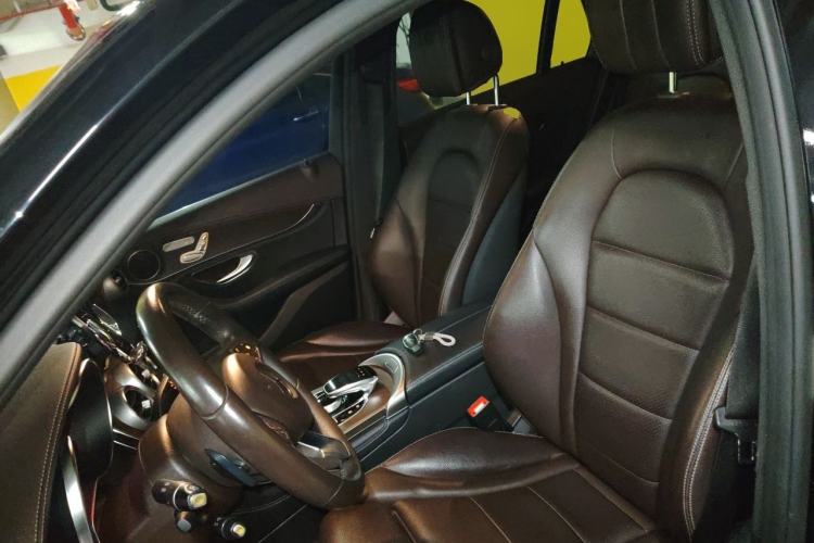 Used Mercedes-Benz GLC 2017 GLC 300 4MATIC Sport Edition Left Front Seat