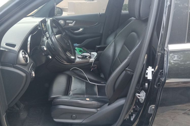 Used Mercedes-Benz GLC 2017 GLC 300 4MATIC Sport Edition Left Front Seat