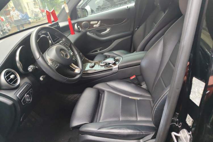 Used Mercedes-Benz GLC 2017 GLC 260 4MATIC Dynamic Edition Left Front Seat