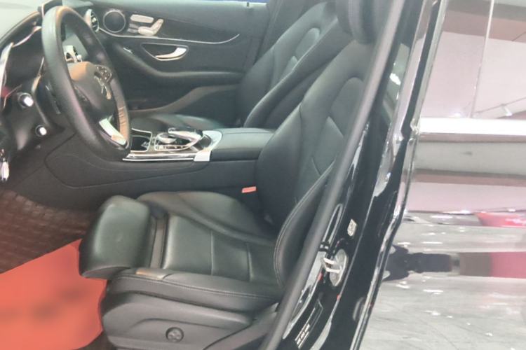 Used Mercedes-Benz GLC 2017 GLC 260 4MATIC Luxury Model Left Front Seat