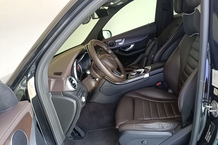 Used Mercedes-Benz GLC 2017 GLC 300 4MATIC Luxury Model Left Front Seat