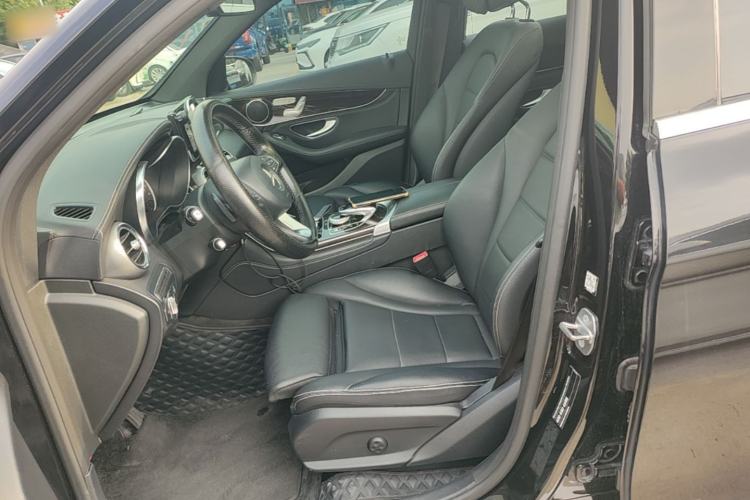 Used Mercedes-Benz GLC 2017 GLC 260 4MATIC Dynamic Edition Left Front Seat