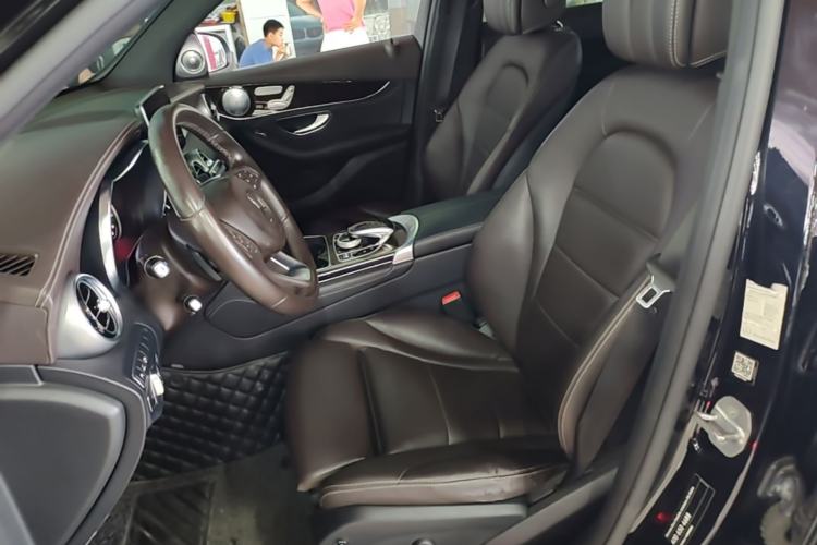 Used Mercedes-Benz GLC 2017 GLC 260 4MATIC Luxury Model Left Front Seat