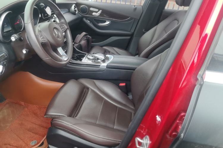Used Mercedes-Benz GLC 2017 GLC 260 4MATIC Dynamic Edition Left Front Seat