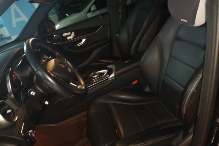 Used Mercedes-Benz GLC 2017 GLC 260 4MATIC Dynamic Edition Left Front Seat