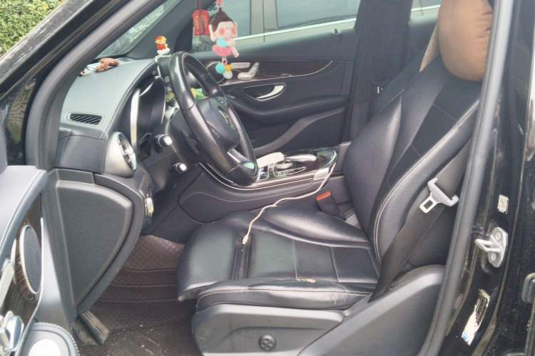Used Mercedes-Benz GLC 2017 GLC 260 4MATIC Dynamic Edition Left Front Seat