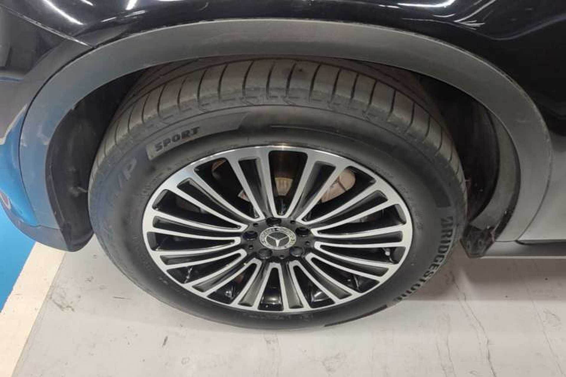 Used Mercedes-Benz GLC 2017 GLC 200 4MATIC Left Front Wheel Hub