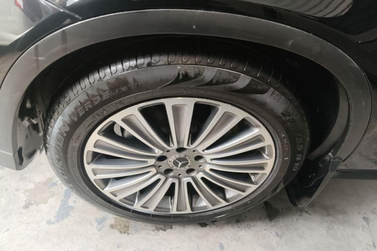 Used Mercedes-Benz GLC 2017 GLC 200 4MATIC Left Front Wheel Hub