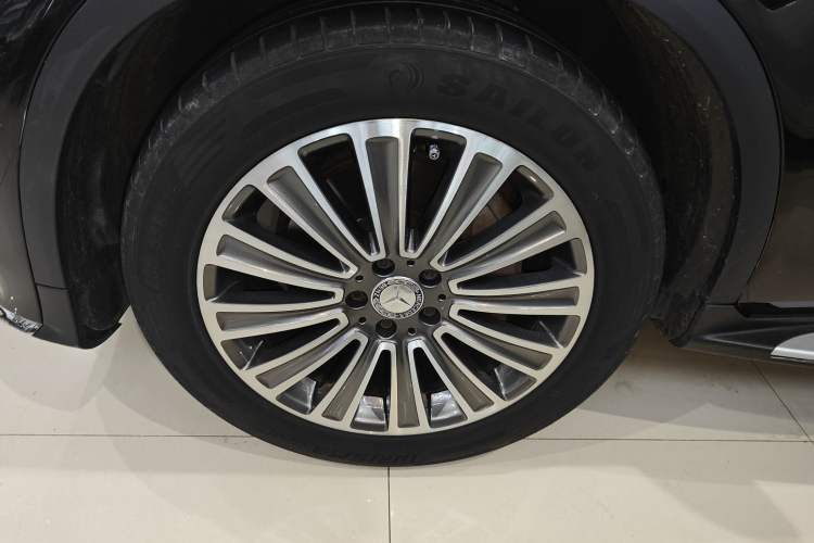 Used Mercedes-Benz GLC 2017 GLC 260 4MATIC Dynamic Edition Left Front Wheel Hub