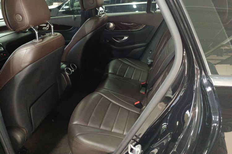 Used Mercedes-Benz GLC 2017 GLC 260 4MATIC Luxury Model Left Rear Seat