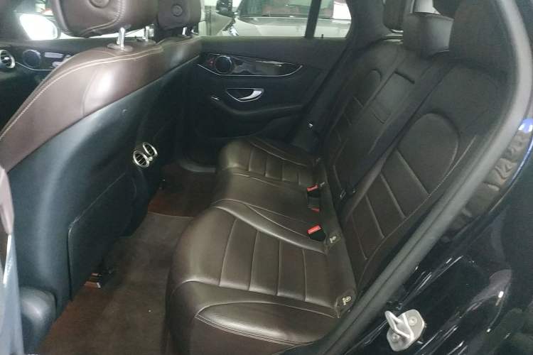 Used Mercedes-Benz GLC 2017 GLC 260 4MATIC Dynamic Edition Left Rear Seat