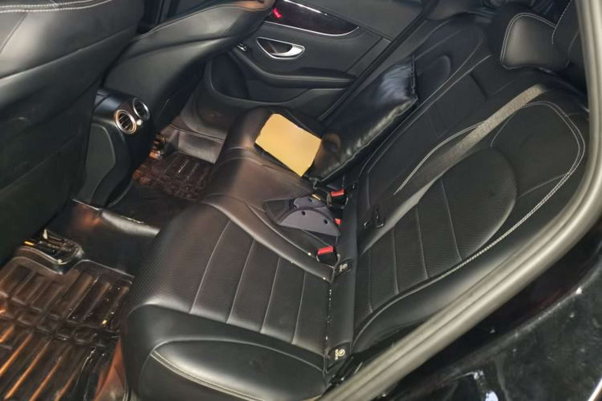 Used Mercedes-Benz GLC 2017 GLC 260 4MATIC Luxury Model Left Rear Seat