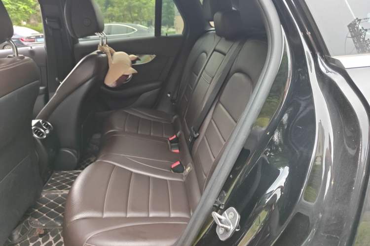 Used Mercedes-Benz GLC 2017 GLC 260 4MATIC Luxury Model Left Rear Seat