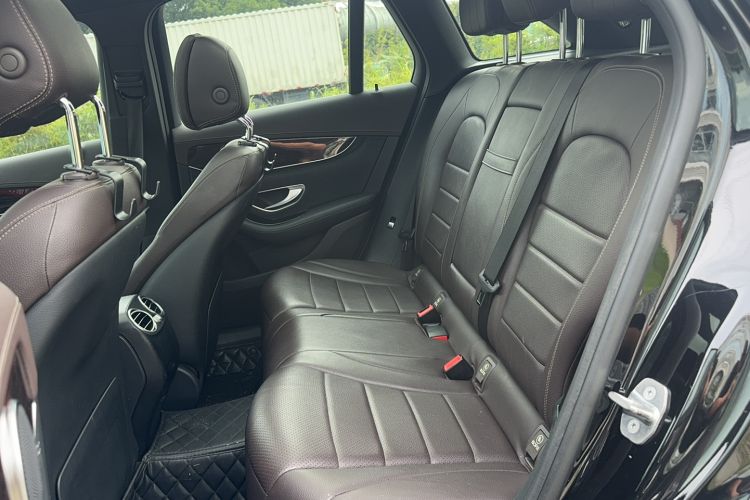 Used Mercedes-Benz GLC 2017 GLC 260 4MATIC Dynamic Edition Left Rear Seat