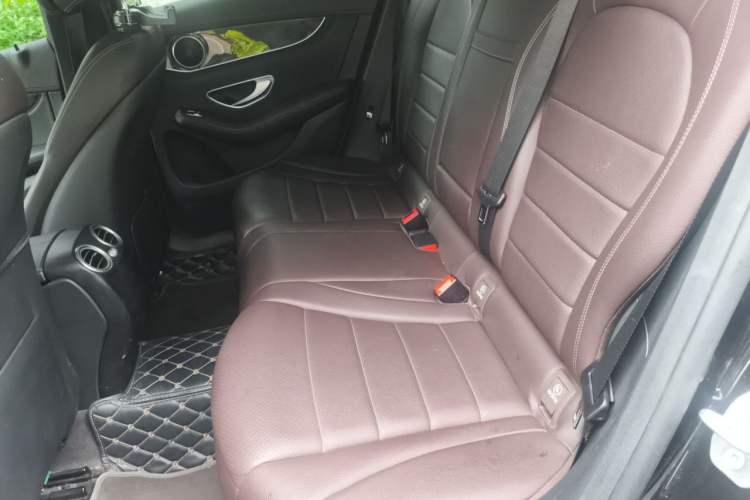 Used Mercedes-Benz GLC 2017 GLC 260 4MATIC Luxury Model Left Rear Seat