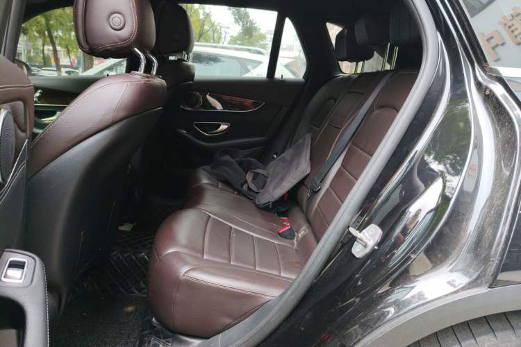 Used Mercedes-Benz GLC 2017 GLC 260 4MATIC Dynamic Edition Left Rear Seat