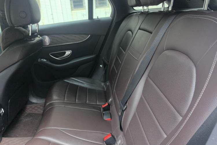 Used Mercedes-Benz GLC 2017 GLC 300 4MATIC Sport Edition Left Rear Seat