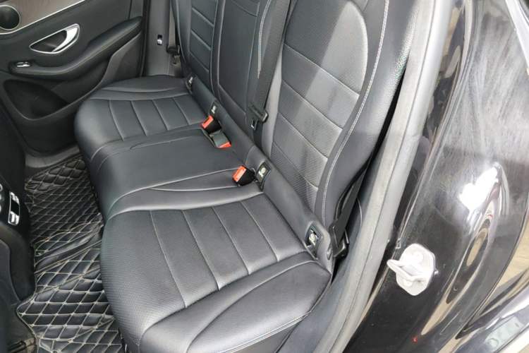 Used Mercedes-Benz GLC 2017 GLC 300 4MATIC Sport Edition Left Rear Seat