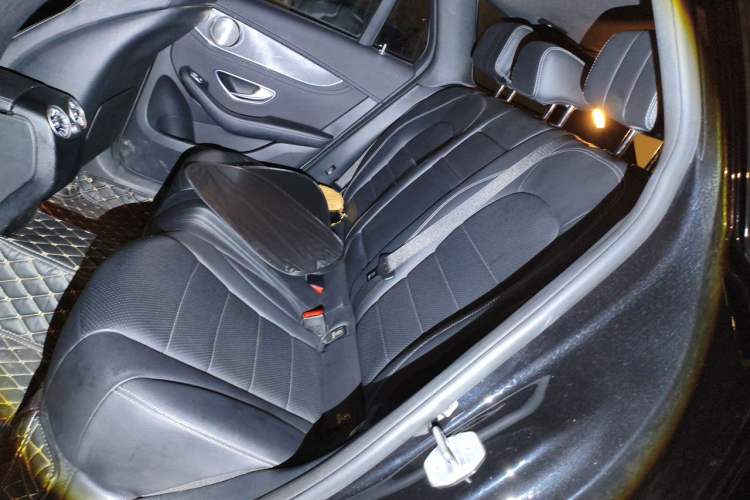 Used Mercedes-Benz GLC 2017 GLC 260 4MATIC Dynamic Edition Left Rear Seat