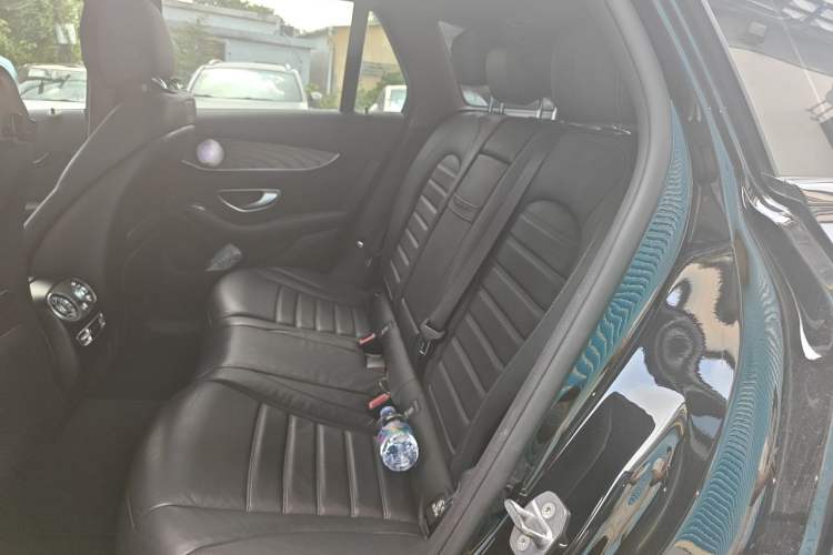 Used Mercedes-Benz GLC 2017 GLC 300 4MATIC Luxury Model Left Rear Seat