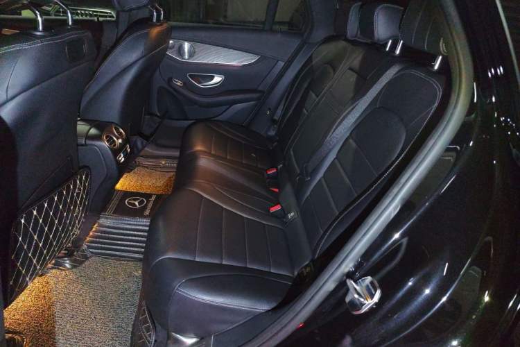 Used Mercedes-Benz GLC 2017 GLC 300 4MATIC Sport Edition Left Rear Seat