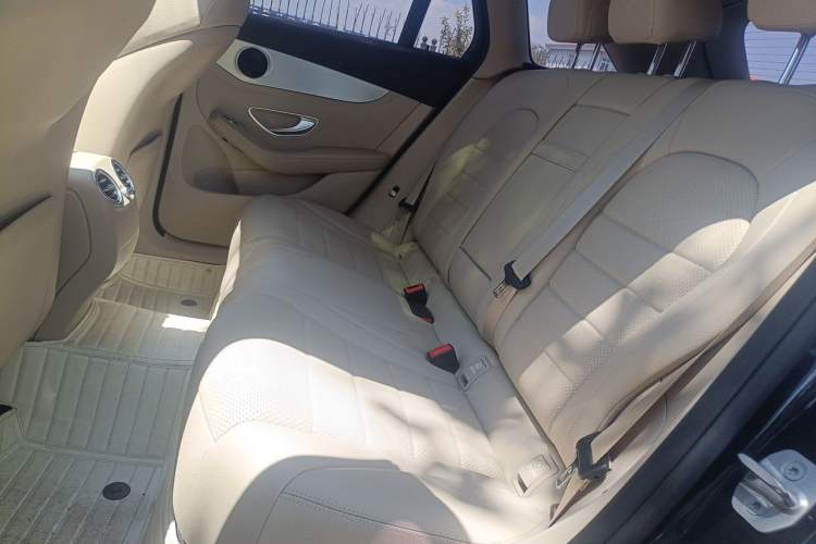 Used Mercedes-Benz GLC 2017 GLC 200 4MATIC Left Rear Seat