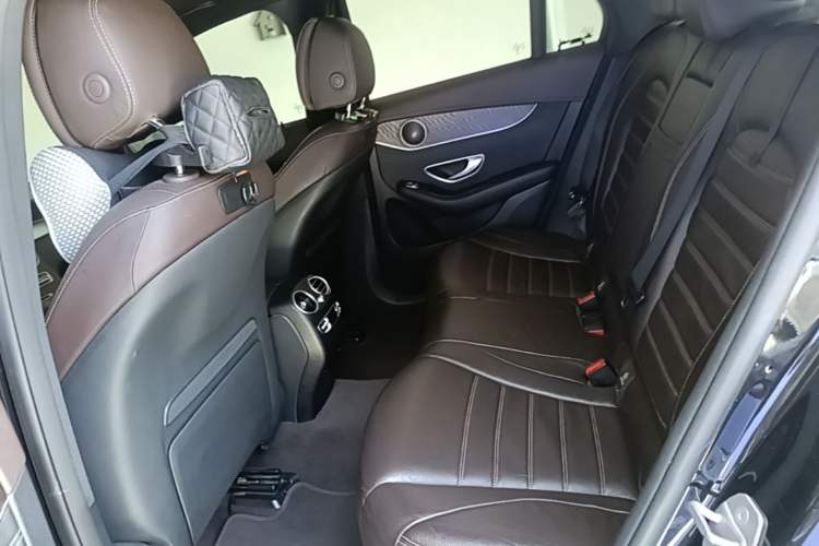 Used Mercedes-Benz GLC 2017 GLC 300 4MATIC Luxury Model Left Rear Seat