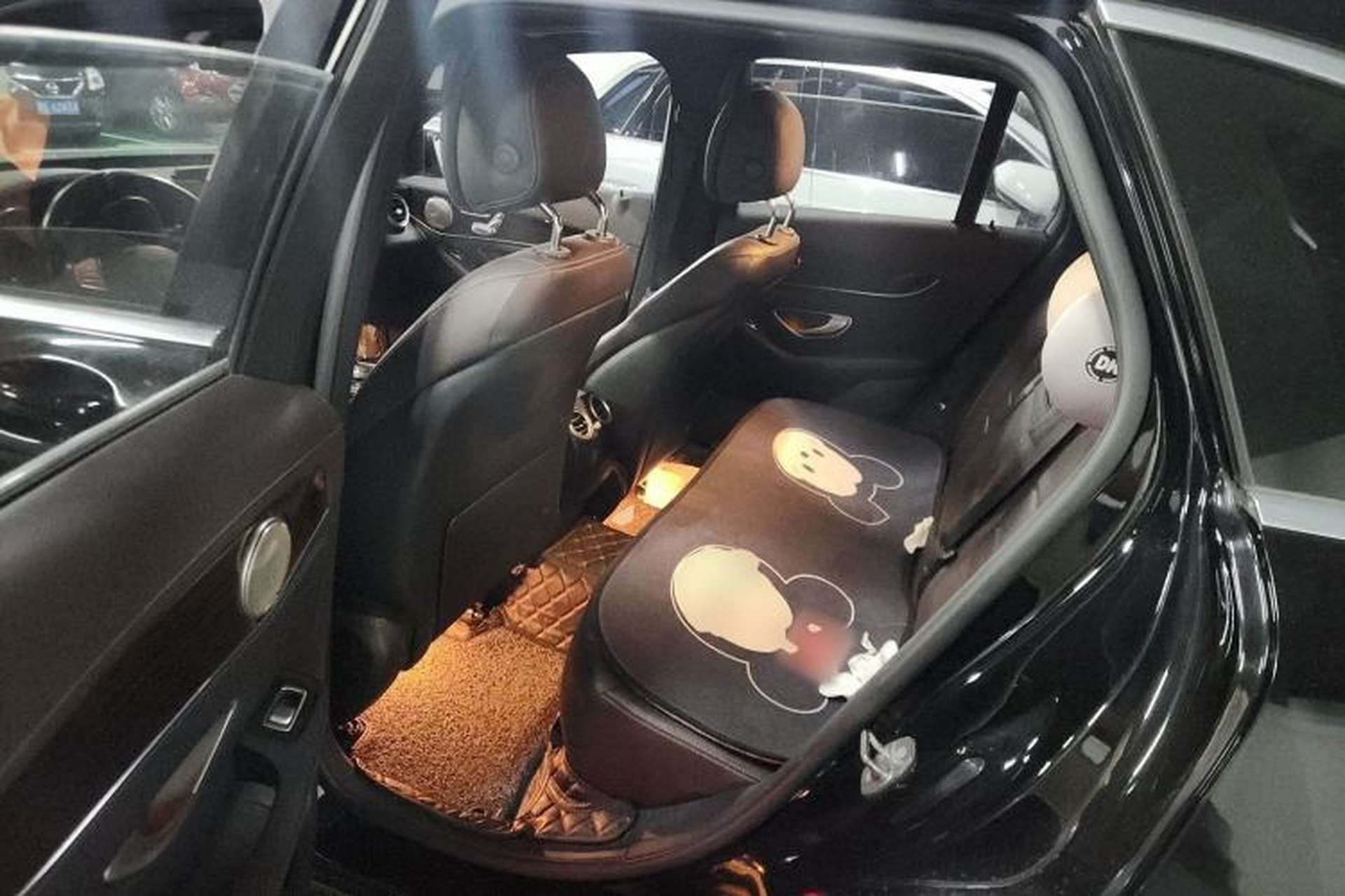 Used Mercedes-Benz GLC 2017 GLC 260 4MATIC Luxury Model Left Rear Seat