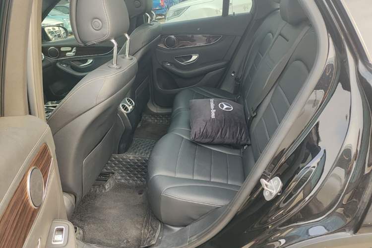 Used Mercedes-Benz GLC 2017 GLC 260 4MATIC Dynamic Edition Left Rear Seat