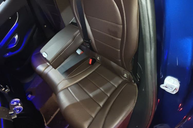 Used Mercedes-Benz GLC 2017 GLC 260 4MATIC Dynamic Edition Left Rear Seat