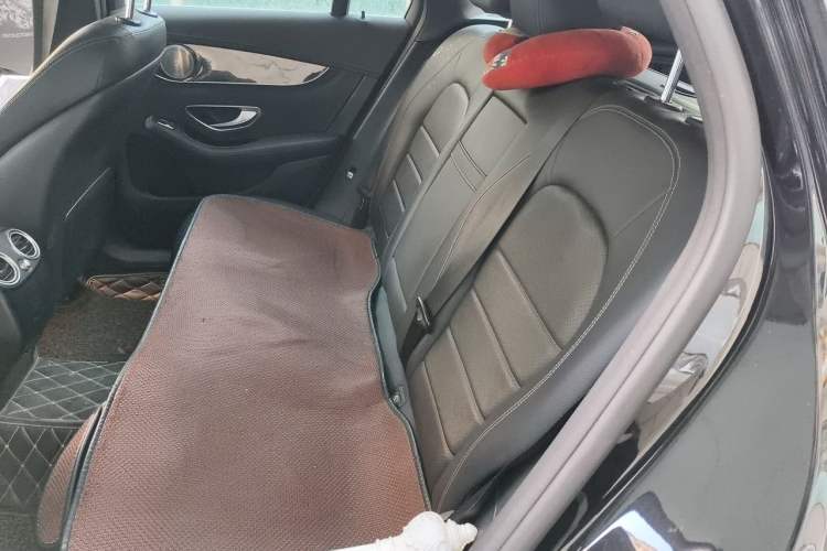 Used Mercedes-Benz GLC 2017 GLC 260 4MATIC Luxury Model Left Rear Seat