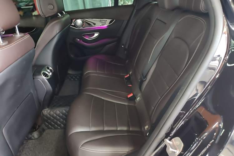 Used Mercedes-Benz GLC 2017 GLC 260 4MATIC Luxury Model Left Rear Seat