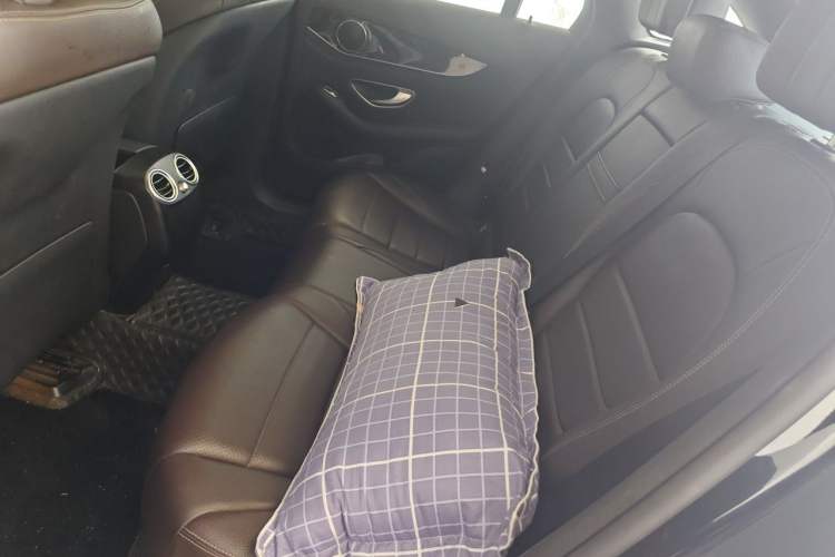 Used Mercedes-Benz GLC 2017 GLC 260 4MATIC Dynamic Edition Left Rear Seat