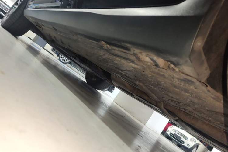 Used Mercedes-Benz GLC 2017 GLC 200 4MATIC Left Side Sill