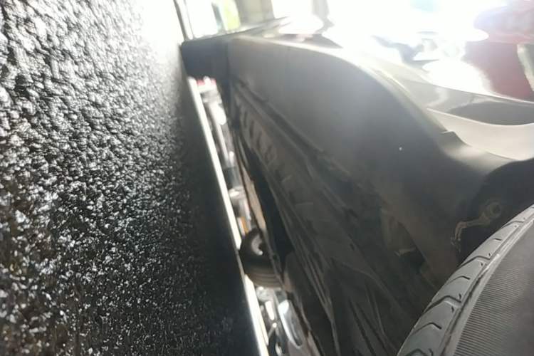 Used Mercedes-Benz GLC 2017 GLC 260 4MATIC Dynamic Edition Left Side Sill