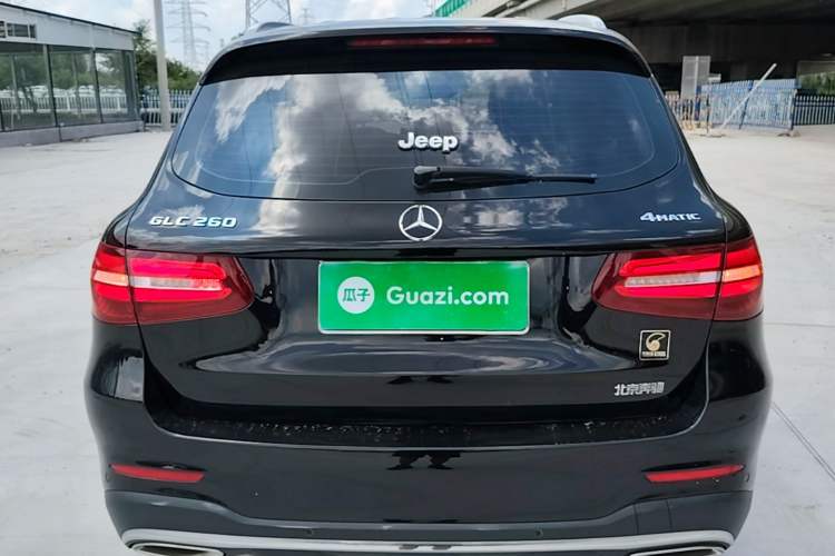 Used Mercedes-Benz GLC 2017 GLC 260 4MATIC Luxury Model Rear