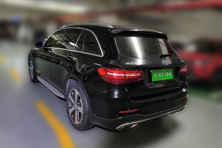 Used Mercedes-Benz GLC 2017 GLC 260 4MATIC Luxury Model Rear Left 45 Deg