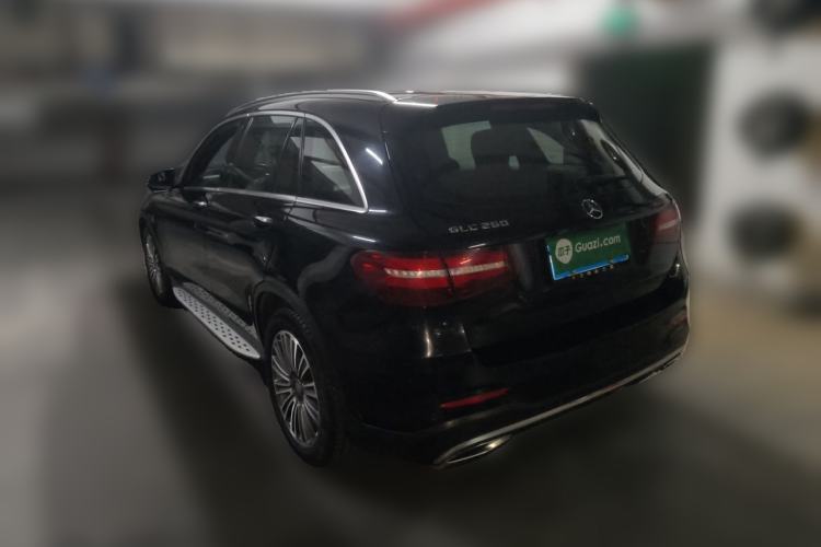 Used Mercedes-Benz GLC 2017 GLC 260 4MATIC Luxury Model Rear Left 45 Deg