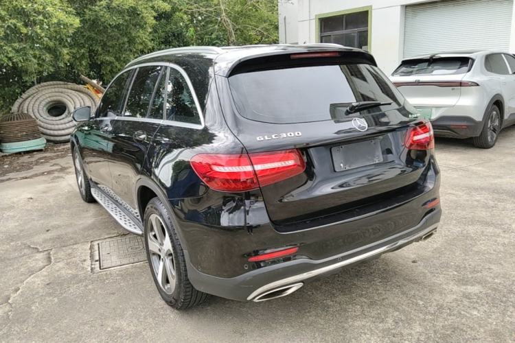 Used Mercedes-Benz GLC 2017 GLC 300 4MATIC Sport Edition Rear Left 45 Deg