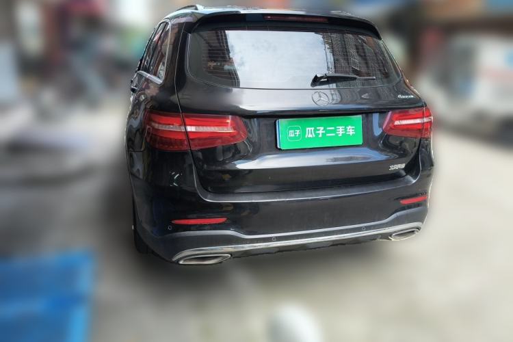Used Mercedes-Benz GLC 2017 GLC 260 4MATIC Luxury Model Rear Left 45 Deg