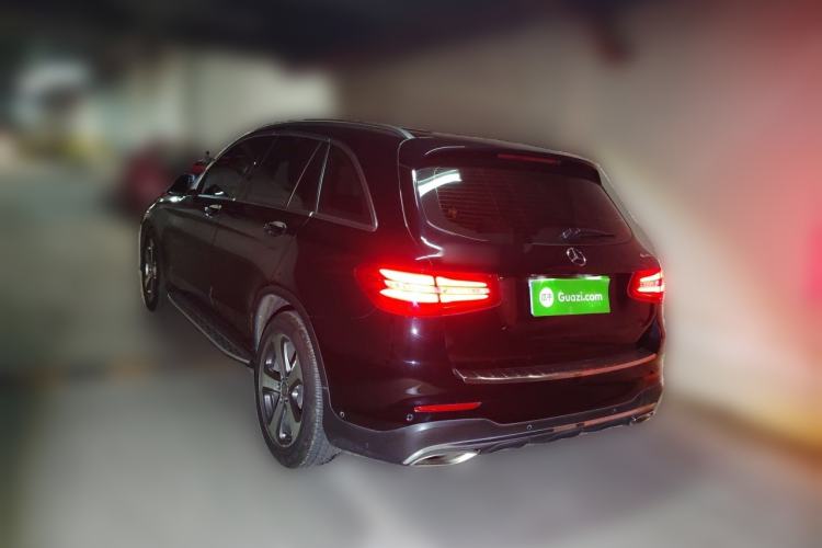 Used Mercedes-Benz GLC 2017 GLC 260 4MATIC Luxury Model Rear Left 45 Deg