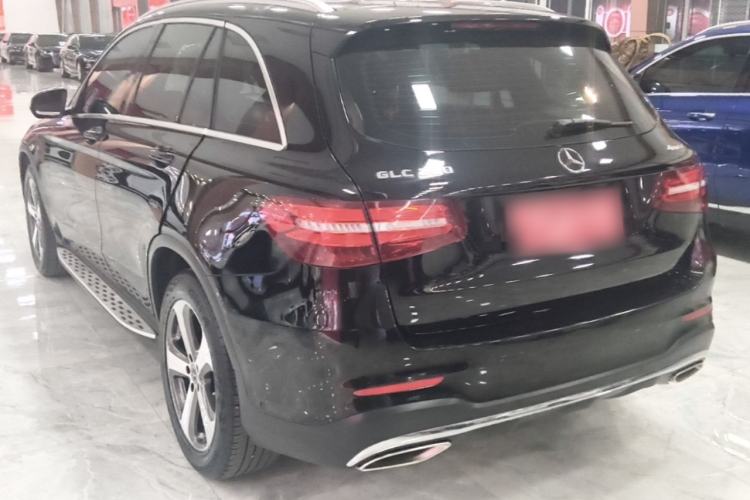 Used Mercedes-Benz GLC 2017 GLC 260 4MATIC Luxury Model Rear Left 45 Deg