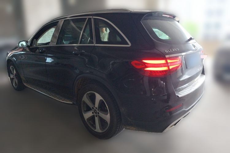 Used Mercedes-Benz GLC 2017 GLC 260 4MATIC Luxury Model Rear Left 45 Deg