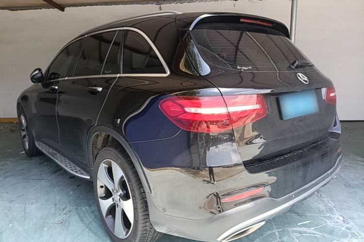 Used Mercedes-Benz GLC 2017 GLC 300 4MATIC Luxury Model Rear Left 45 Deg