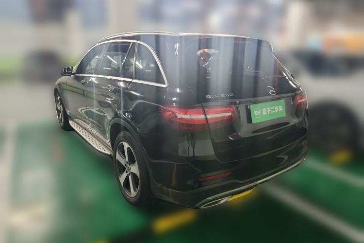 Used Mercedes-Benz GLC 2017 GLC 260 4MATIC Luxury Model Rear Left 45 Deg